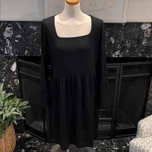 Elegant Black Square Neck Dress
